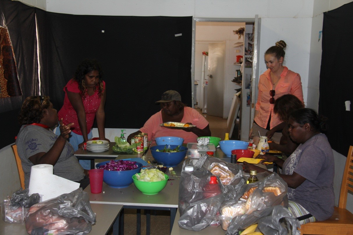The ladies preparing a healthy lunch for the participants